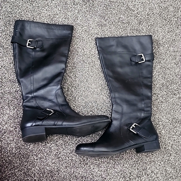 Nine West Shoes - Nine West Vintage America Collection black/silver adjustable buckles size 9 1/2M